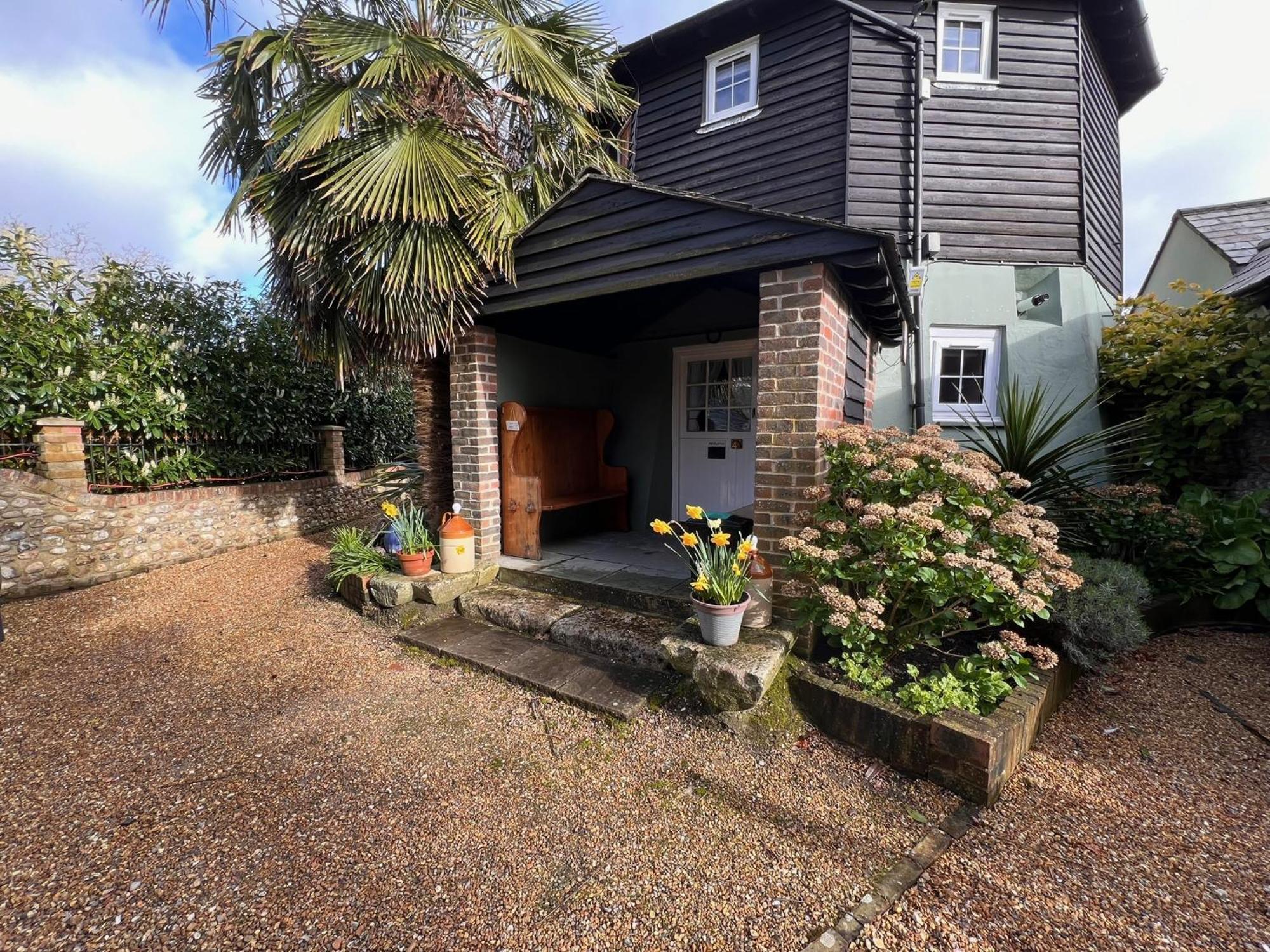 Hunston Mill Self Catering Dog Stay For Free Chichester Eksteriør billede