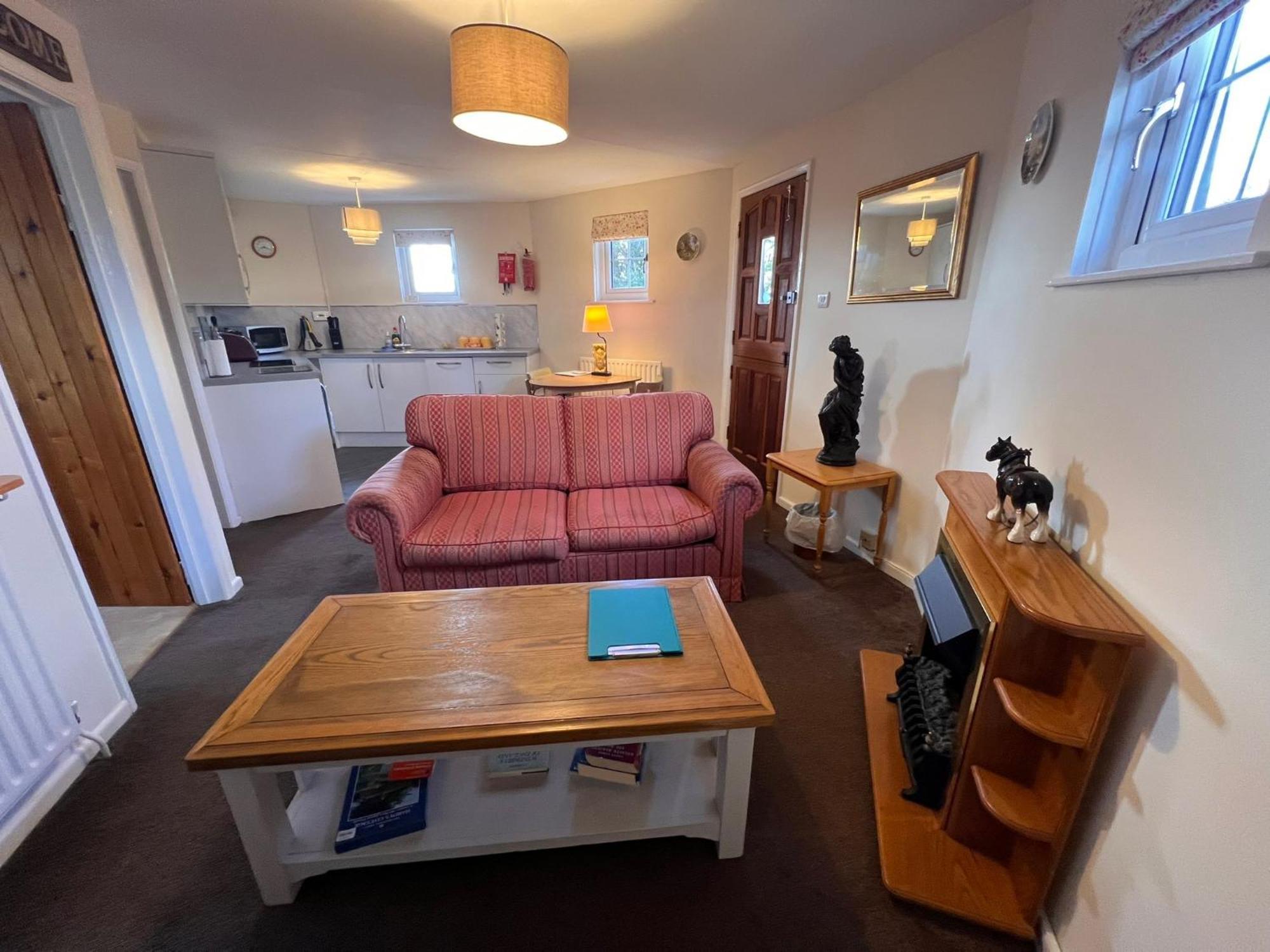 Hunston Mill Self Catering Dog Stay For Free Chichester Eksteriør billede