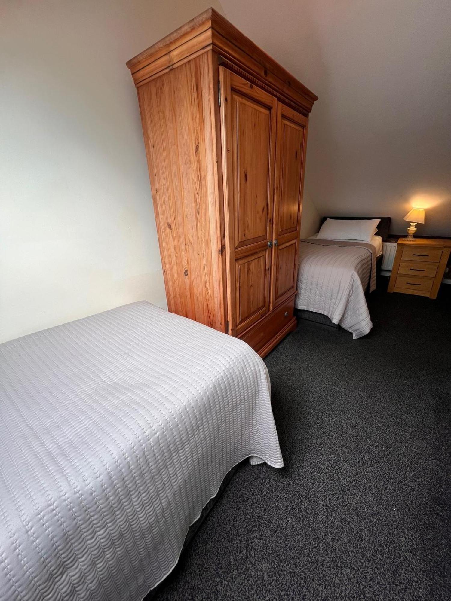 Hunston Mill Self Catering Dog Stay For Free Chichester Eksteriør billede