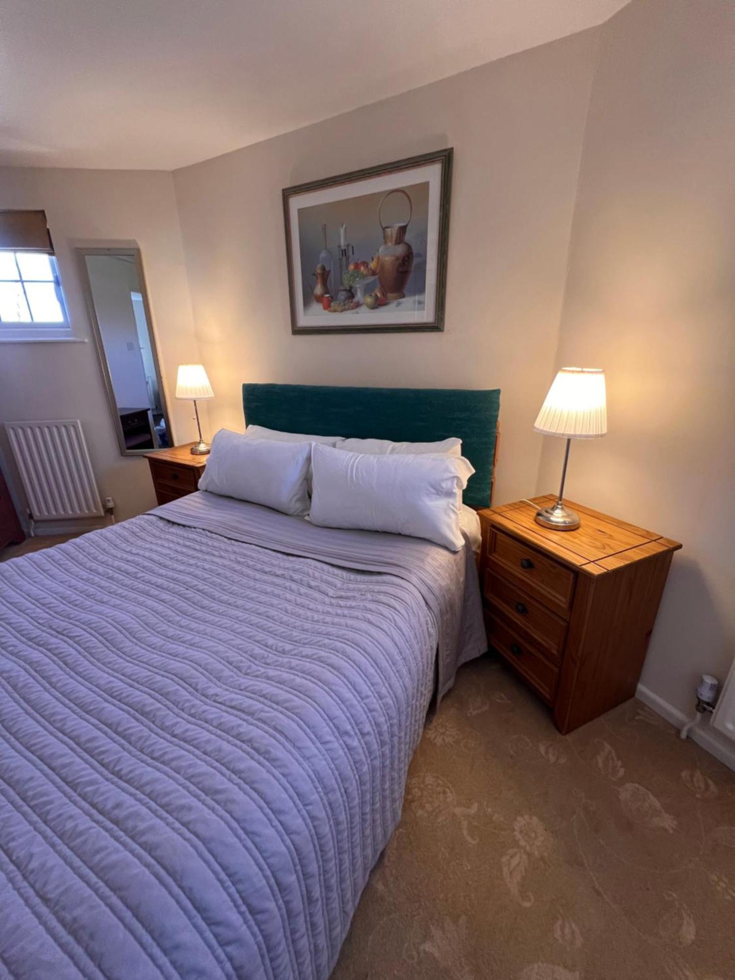 Hunston Mill Self Catering Dog Stay For Free Chichester Eksteriør billede